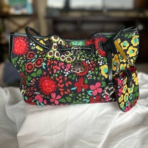 Brighton shoulder bag in floral print on very good condition
